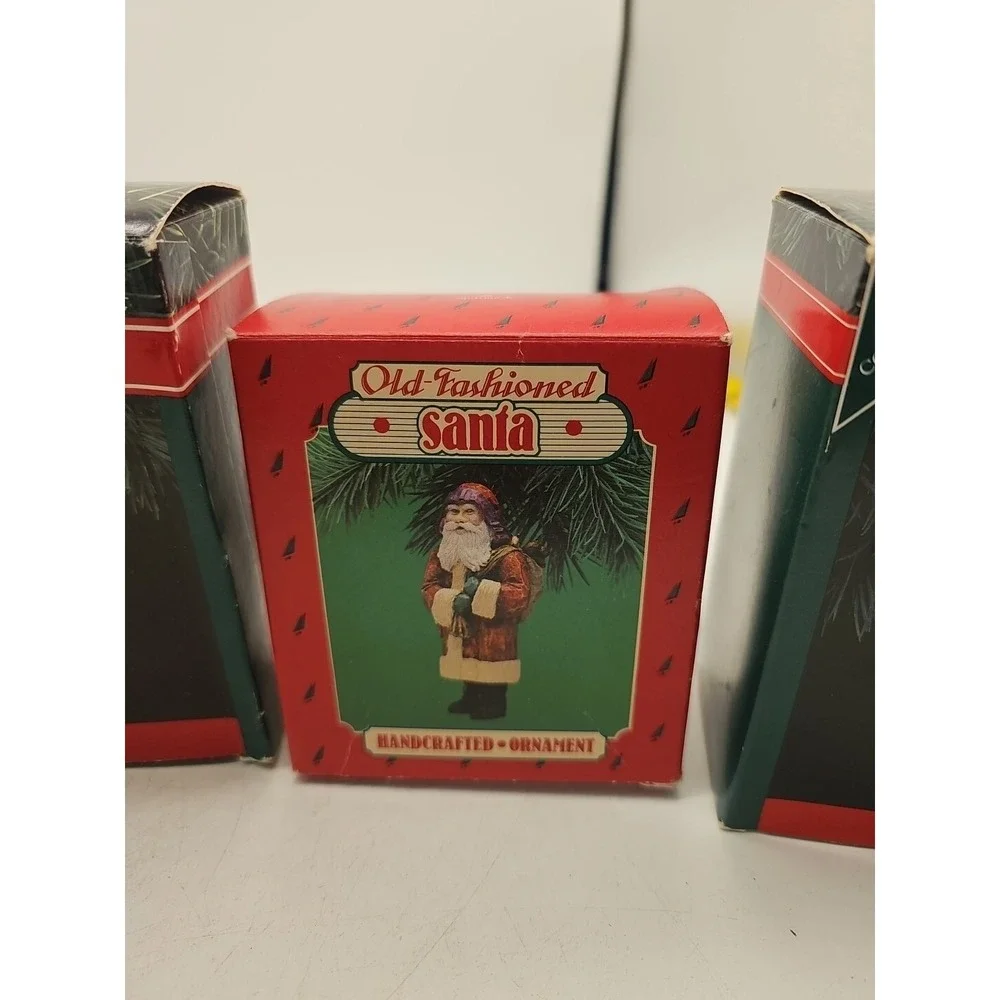 Vintage Christmas ornament Hallmark 1986 Old Fashioned Santa 2 Merry Olde Santa‎